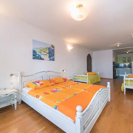 Apartment Adria