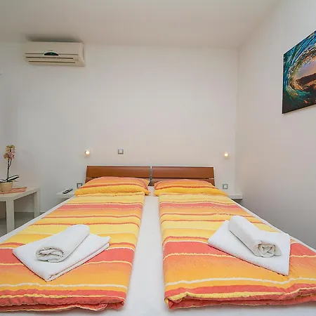 Adria Apartment *